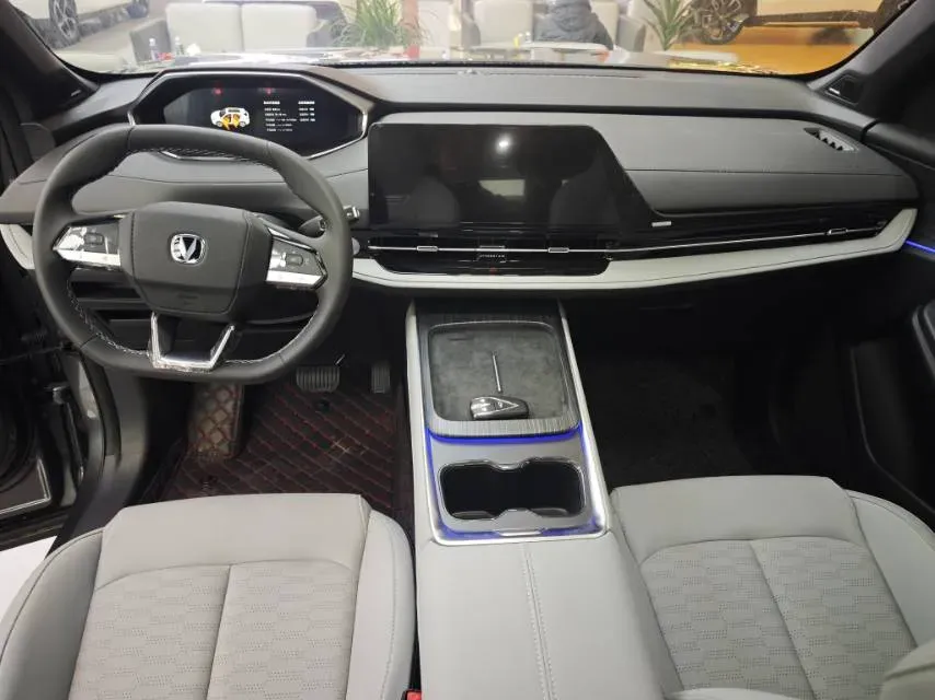 2025 ChangAn QiYuan Q05 Classic 1.5L 98HP L4 E-CVT PHEV 18.4KWH,autocango,china used car exporter,china ev exporter,chinese used car exporter,chinese used ev exporter