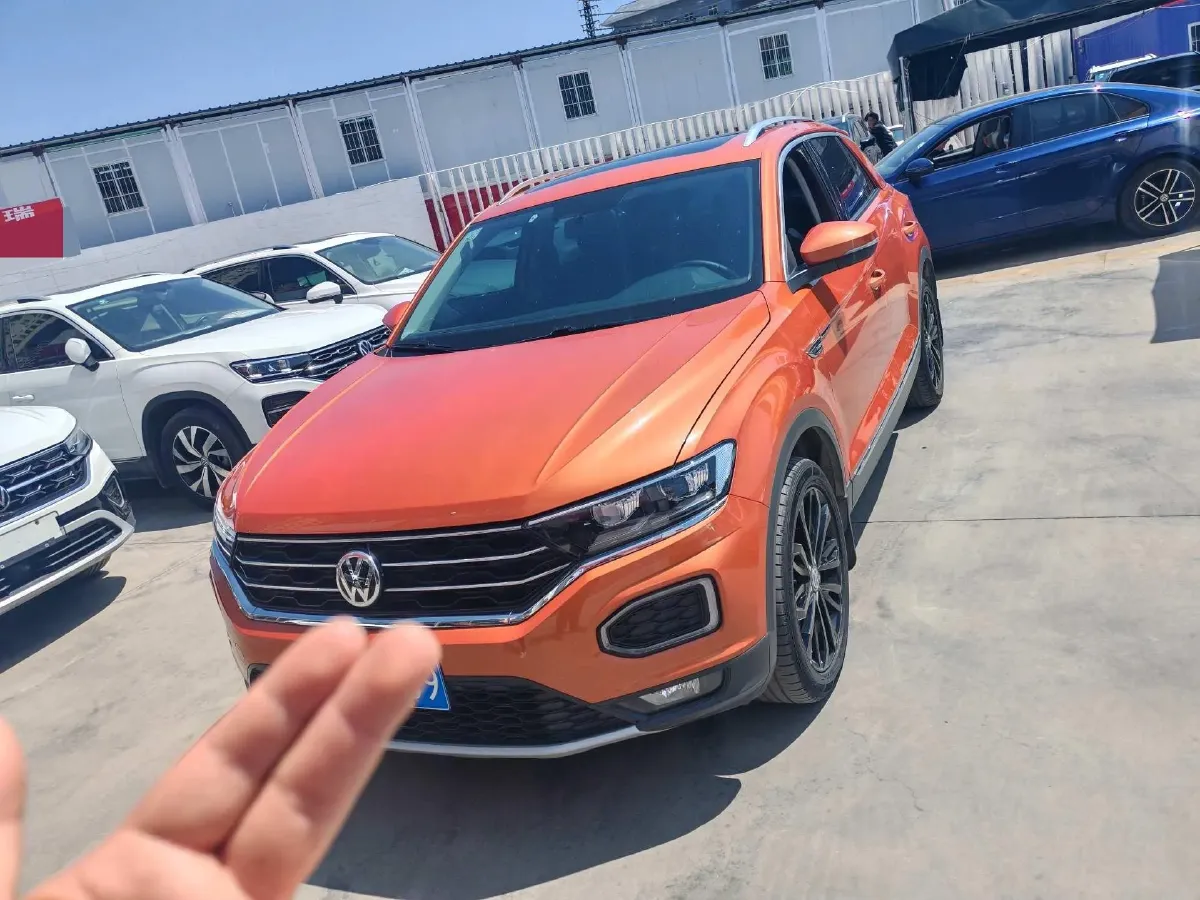 2019 Volkswagen T-Roc 1.4T 150HP L4 7DCT,autocango,china used car exporter,china ev exporter,chinese used car exporter,chinese used ev exporter