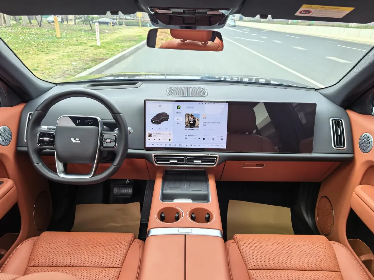 2023 Li L9 Range Extended 154HP REEV 42.6KWH,autocango,china used car exporter,china ev exporter,chinese used car exporter,chinese used ev exporter