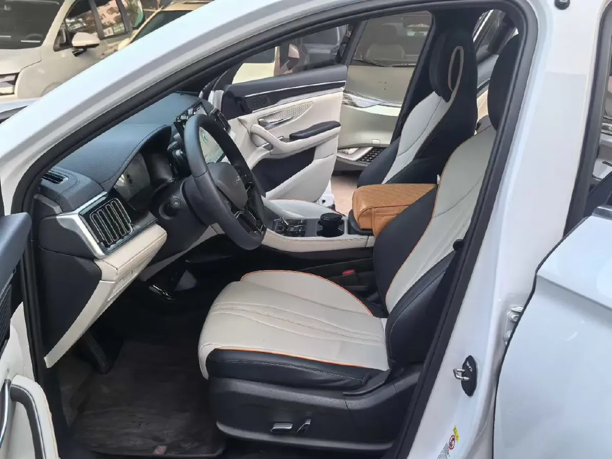 2024 BYD Song Plus BEV 71.8KWH,autocango,china used car exporter,china ev exporter,chinese used car exporter,chinese used ev exporter