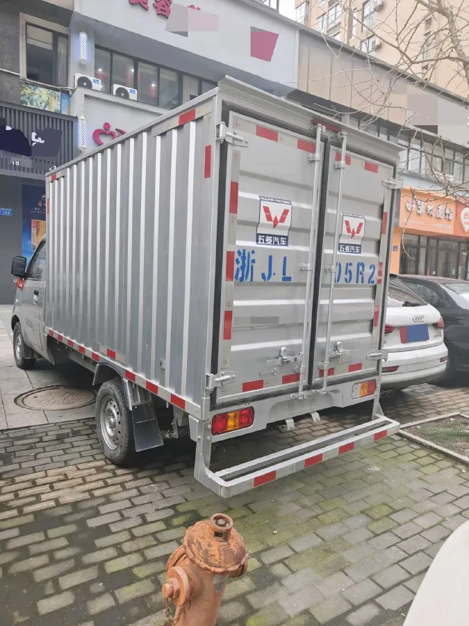 2022 WuLing RongGuang Mini Truck 1.5L 99HP L4 5MT,autocango,china used car exporter,china ev exporter,chinese used car exporter,chinese used ev exporter