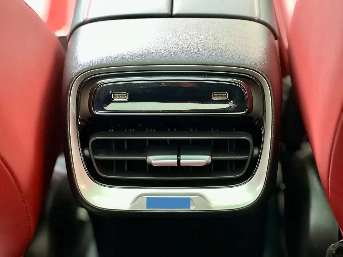 2020 DS 7 1.6T 215HP L4 8AT,autocango,china used car exporter,china ev exporter,chinese used car exporter,chinese used ev exporter