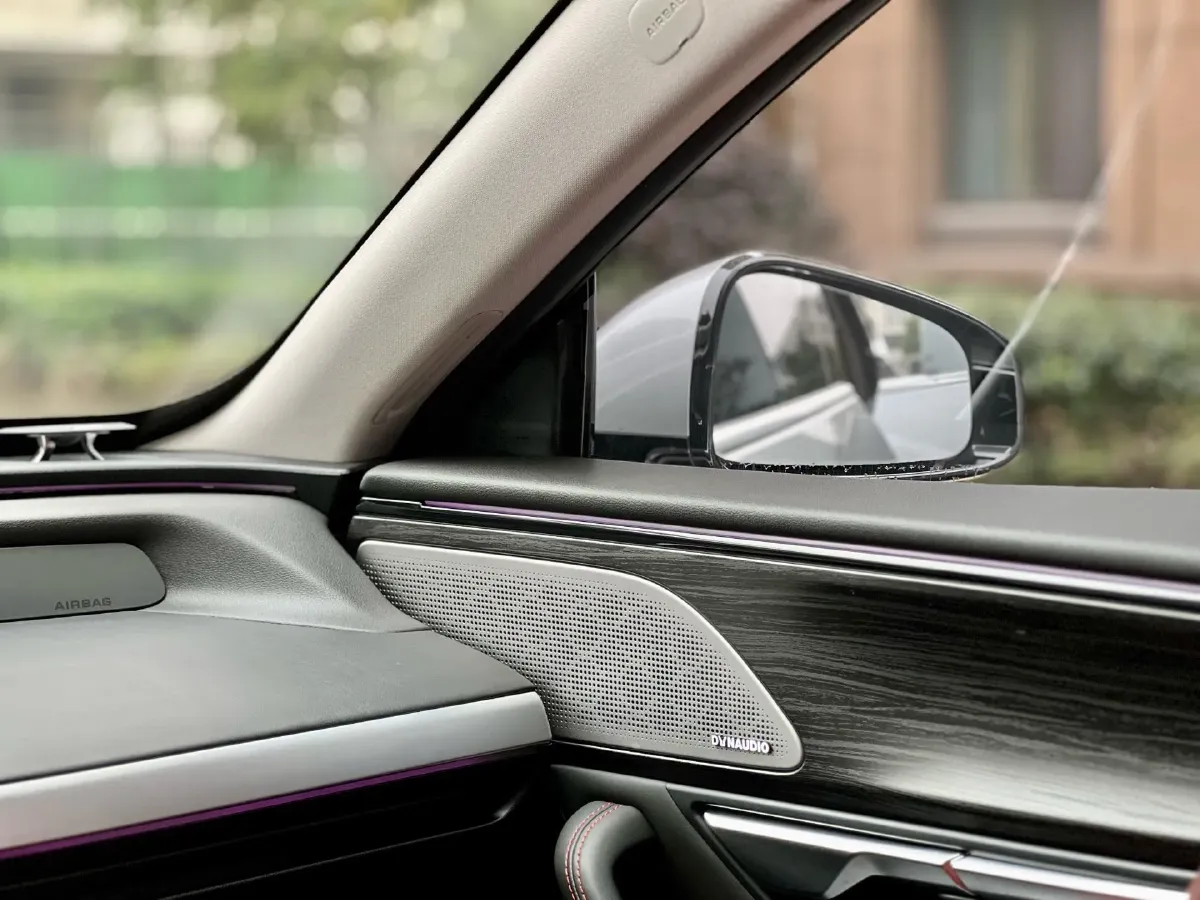 2020 DS 7 1.6T 215HP L4 8AT,autocango,china used car exporter,china ev exporter,chinese used car exporter,chinese used ev exporter