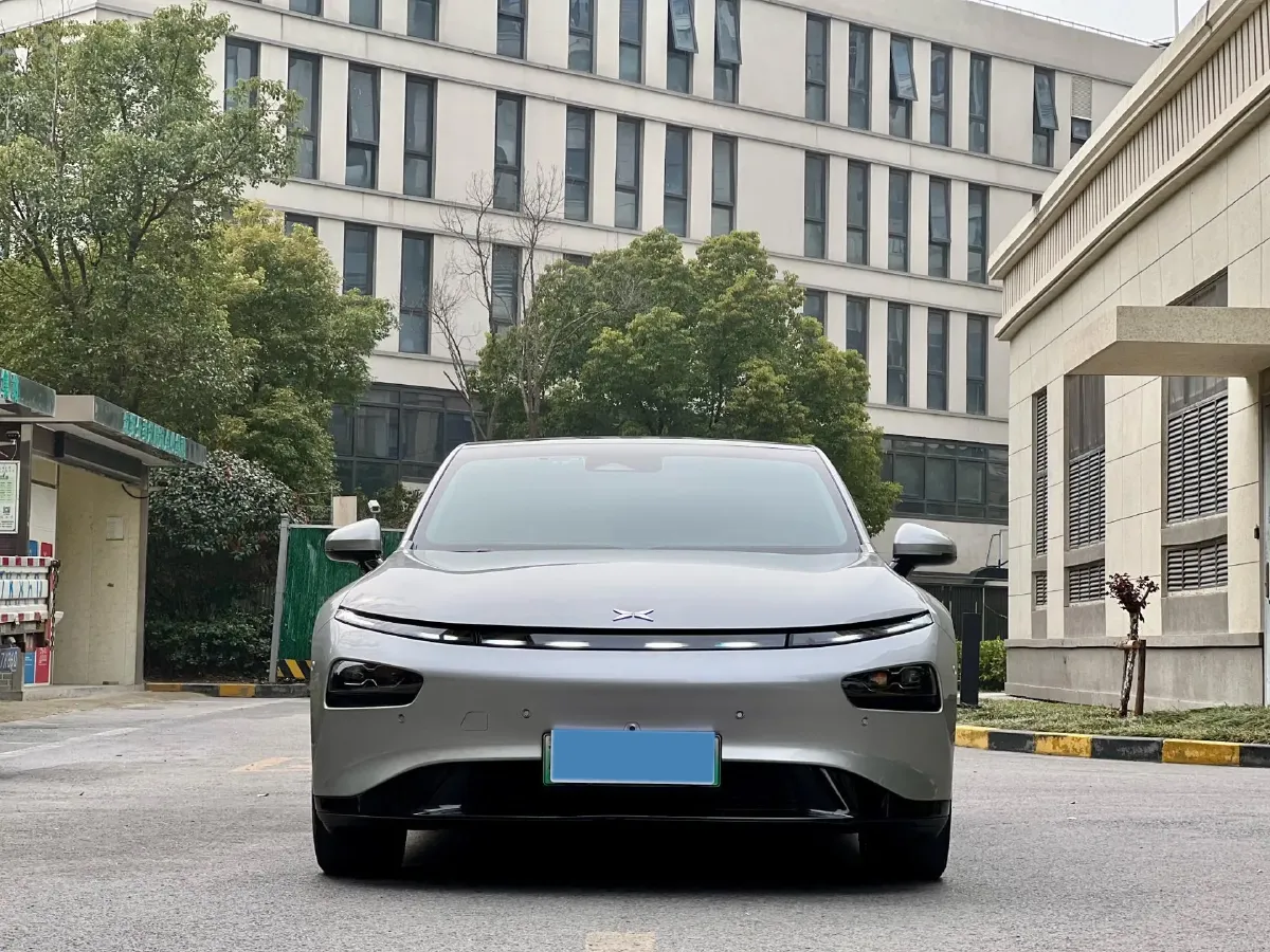 2020 DS 7 1.6T 215HP L4 8AT,autocango,china used car exporter,china ev exporter,chinese used car exporter,chinese used ev exporter