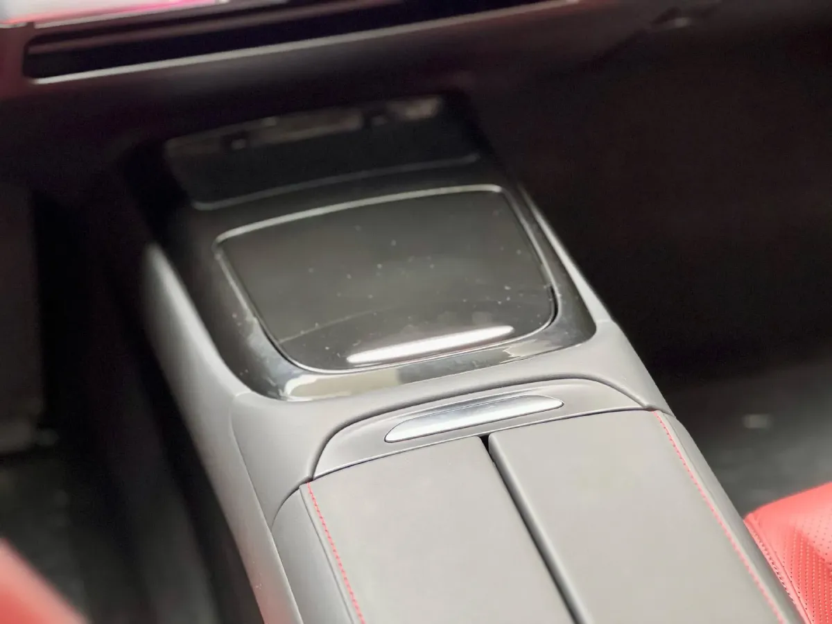 2020 DS 7 1.6T 215HP L4 8AT,autocango,china used car exporter,china ev exporter,chinese used car exporter,chinese used ev exporter