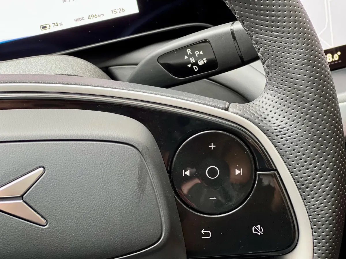 2020 DS 7 1.6T 215HP L4 8AT,autocango,china used car exporter,china ev exporter,chinese used car exporter,chinese used ev exporter