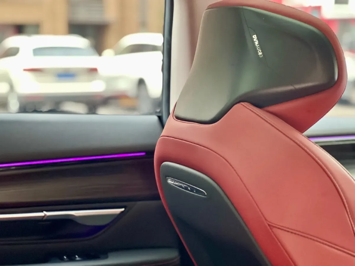 2020 DS 7 1.6T 215HP L4 8AT,autocango,china used car exporter,china ev exporter,chinese used car exporter,chinese used ev exporter