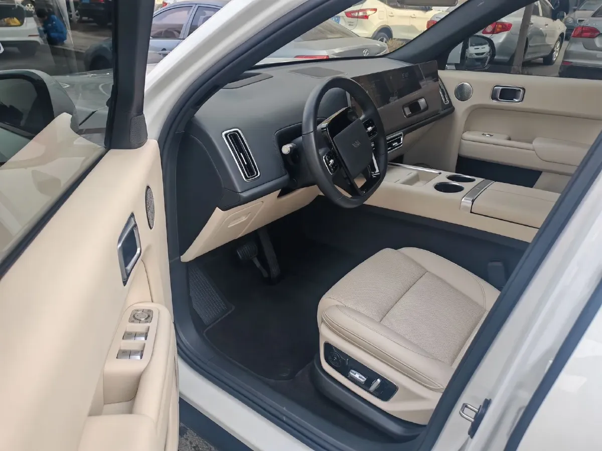 2023 Hyundai Palisade 3.5L 272HP V6 8AT,autocango,china used car exporter,china ev exporter,chinese used car exporter,chinese used ev exporter