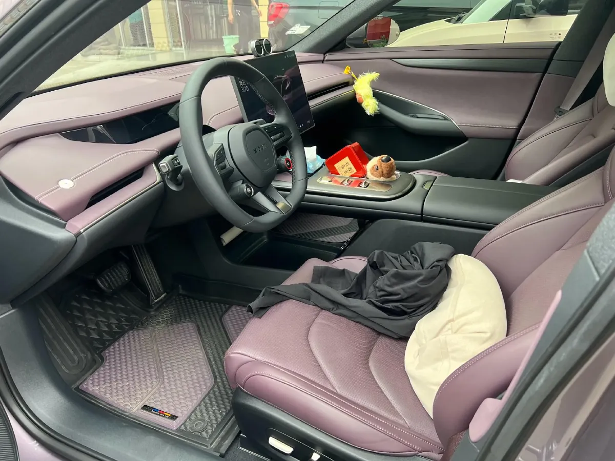 2024 MI SU7 BEV 73.6KWH,autocango,china used car exporter,china ev exporter,chinese used car exporter,chinese used ev exporter