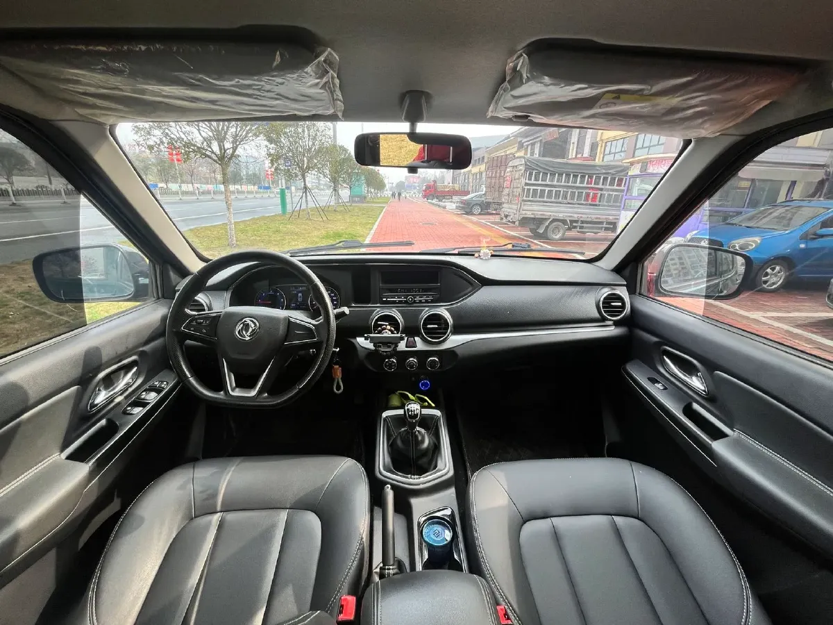 2021 Dongfeng RuiQi 2.4T 165HP L4 5MT,autocango,china used car exporter,china ev exporter,chinese used car exporter,chinese used ev exporter