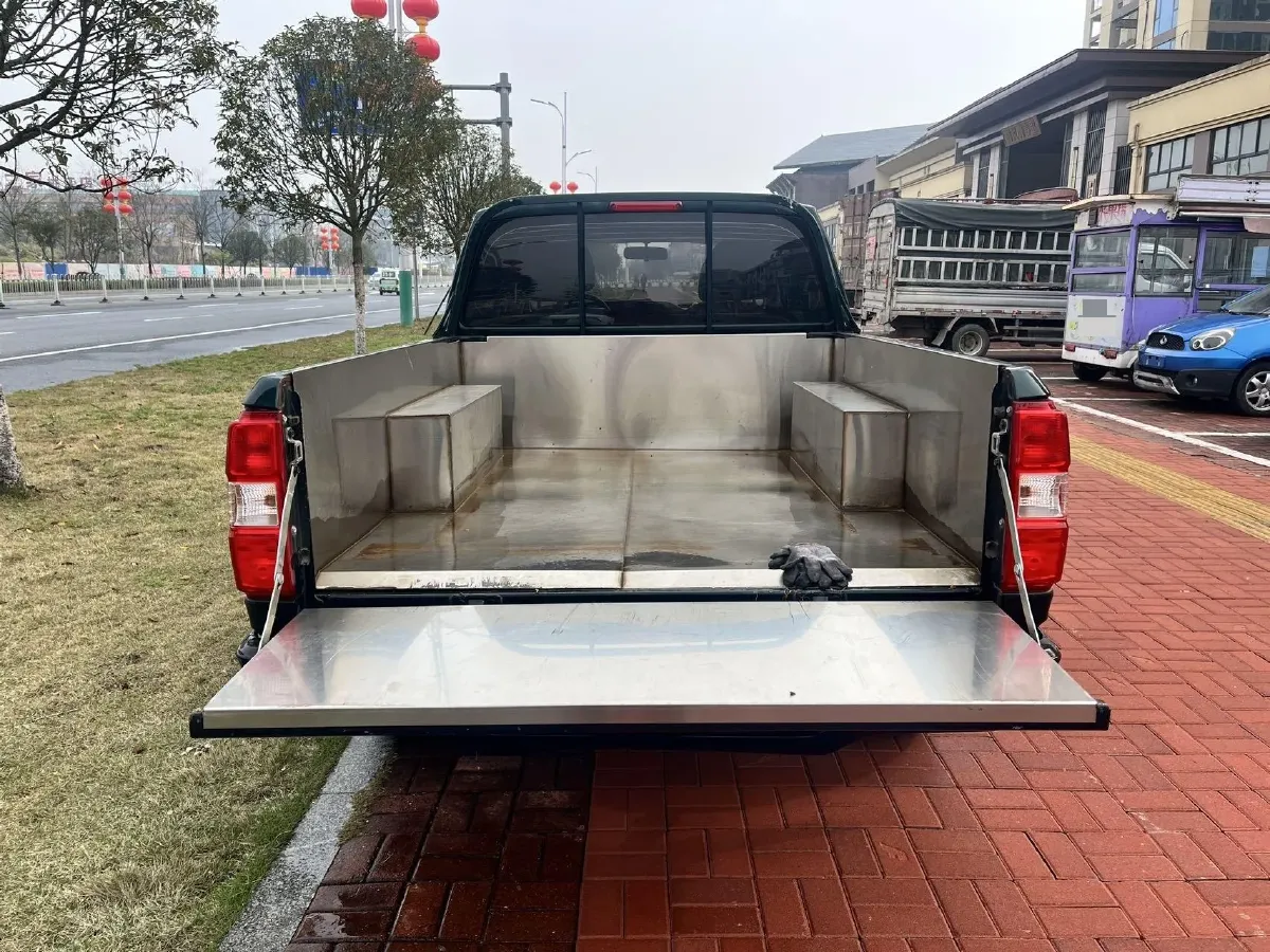 2021 Dongfeng RuiQi 2.4T 165HP L4 5MT,autocango,china used car exporter,china ev exporter,chinese used car exporter,chinese used ev exporter