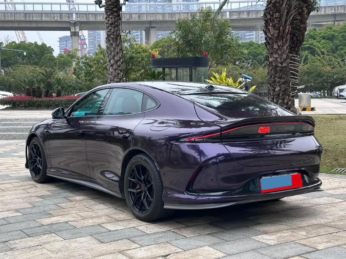 2024 IM L6 BEV 100KWH,autocango,china used car exporter,china ev exporter,chinese used car exporter,chinese used ev exporter