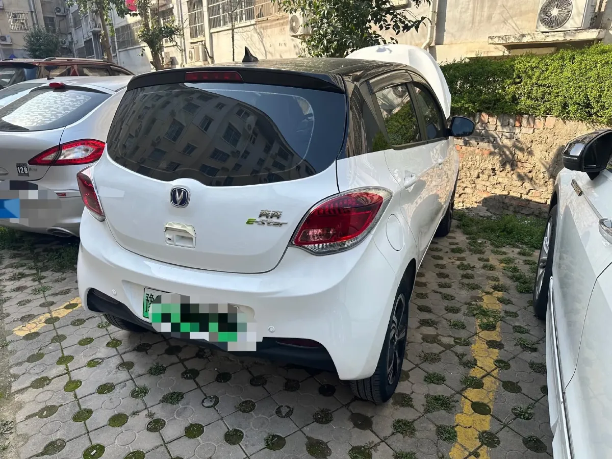 2023 ChangAn BenBen E-Star BEV 31.18KWH,autocango,china used car exporter,china ev exporter,chinese used car exporter,chinese used ev exporter