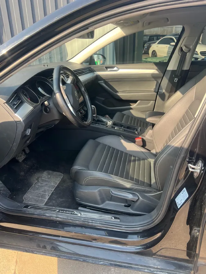 2020 Volkswagen Magotan 1.4T 150HP L4 7DCT,autocango,china used car exporter,china ev exporter,chinese used car exporter,chinese used ev exporter