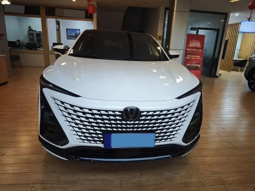 2023 ChangAn UNI-T 1.5T 188HP L4 7DCT,autocango,china used car exporter,china ev exporter,chinese used car exporter,chinese used ev exporter