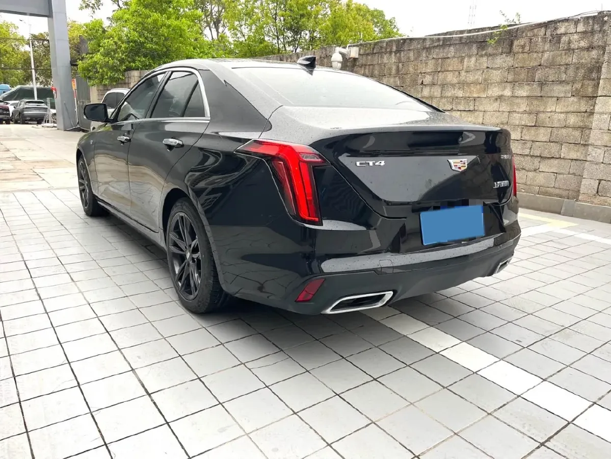2021 Cadillac CT4 2.0T 237HP L4 8AT,autocango,china used car exporter,china ev exporter,chinese used car exporter,chinese used ev exporter