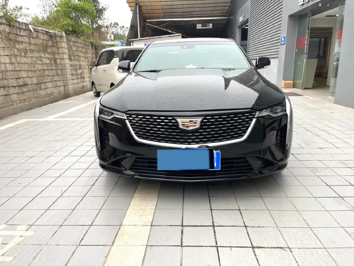 2021 Cadillac CT4 2.0T 237HP L4 8AT,autocango,china used car exporter,china ev exporter,chinese used car exporter,chinese used ev exporter