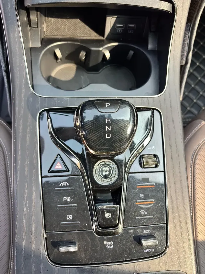 2020 Lincoln MKZ 2.0T 196HP L4 6AT,autocango,china used car exporter,china ev exporter,chinese used car exporter,chinese used ev exporter