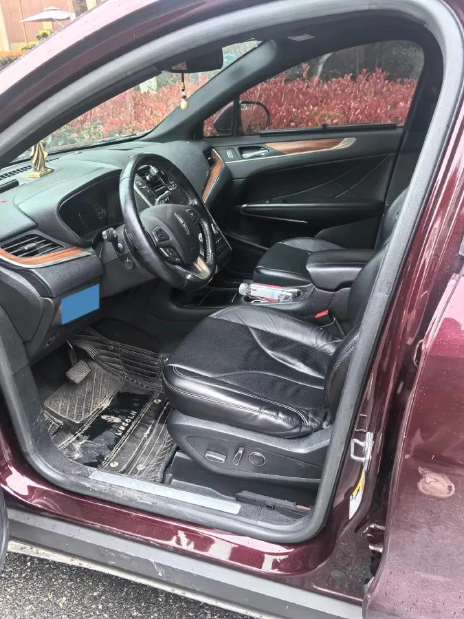 2017 Lincoln MKC 2.0T 253HP L4 6AT,autocango,china used car exporter,china ev exporter,chinese used car exporter,chinese used ev exporter