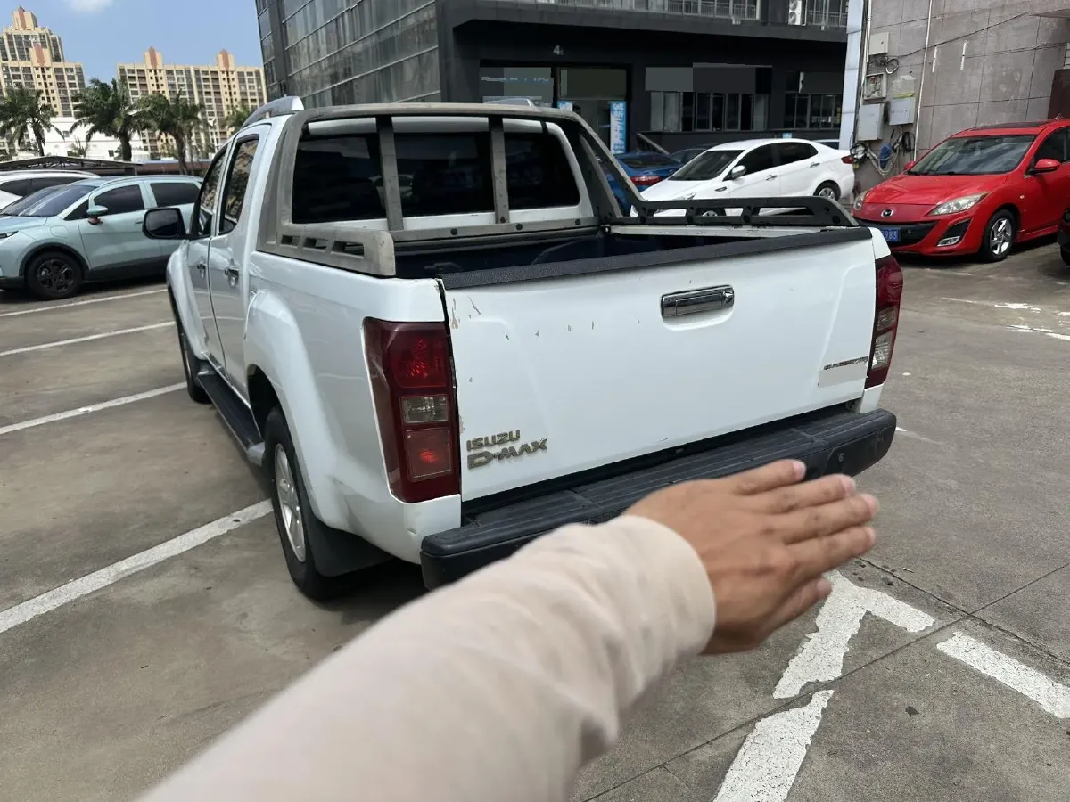 2018 Isuzu D-MAX 3.0T 177HP L4 6AT,autocango,china used car exporter,china ev exporter,chinese used car exporter,chinese used ev exporter