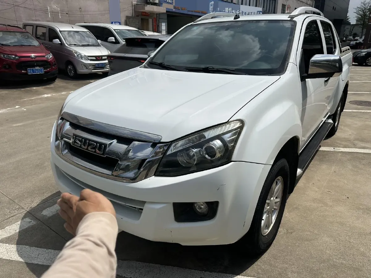 2018 Isuzu D-MAX 3.0T 177HP L4 6AT,autocango,china used car exporter,china ev exporter,chinese used car exporter,chinese used ev exporter