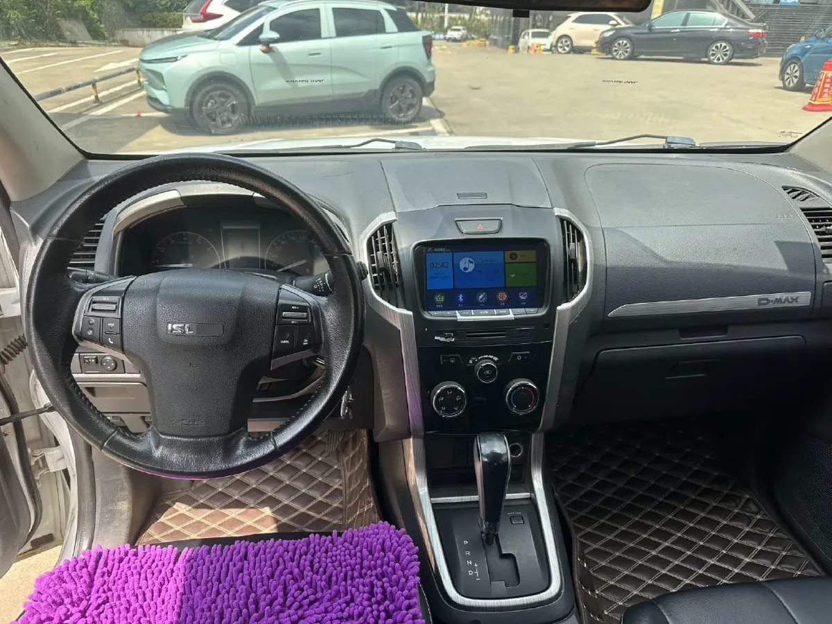 2018 Isuzu D-MAX 3.0T 177HP L4 6AT,autocango,china used car exporter,china ev exporter,chinese used car exporter,chinese used ev exporter