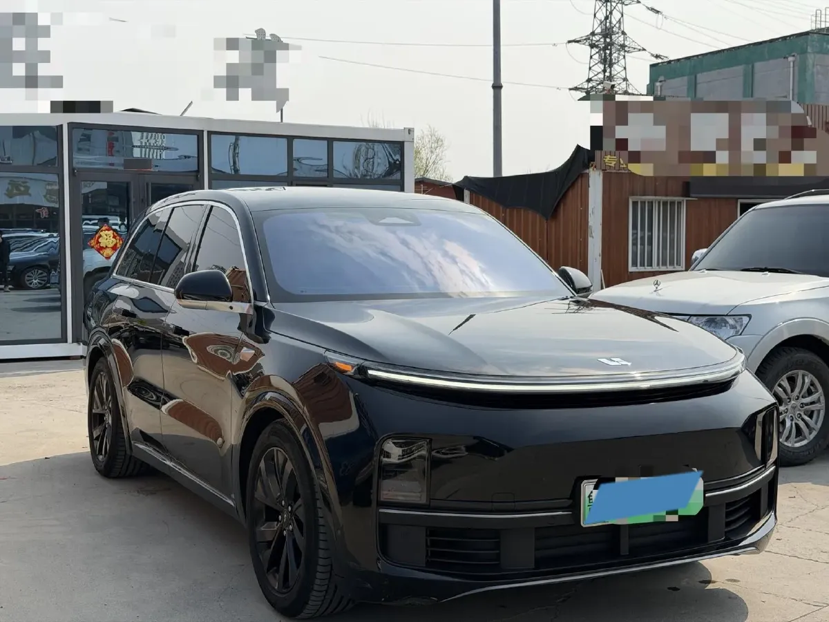 2023 Li L8 Range Extended 154HP REEV 40.9KWH,autocango,china used car exporter,china ev exporter,chinese used car exporter,chinese used ev exporter