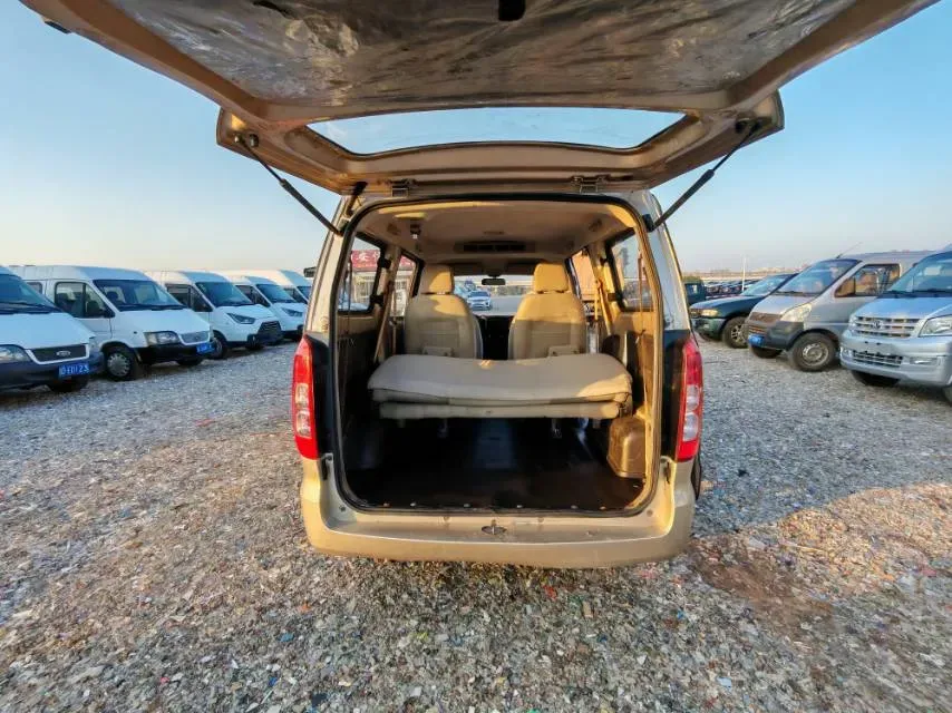 2019 WuLing HongGuang V 1.5L 99HP L4 6MT,autocango,china used car exporter,china ev exporter,chinese used car exporter,chinese used ev exporter