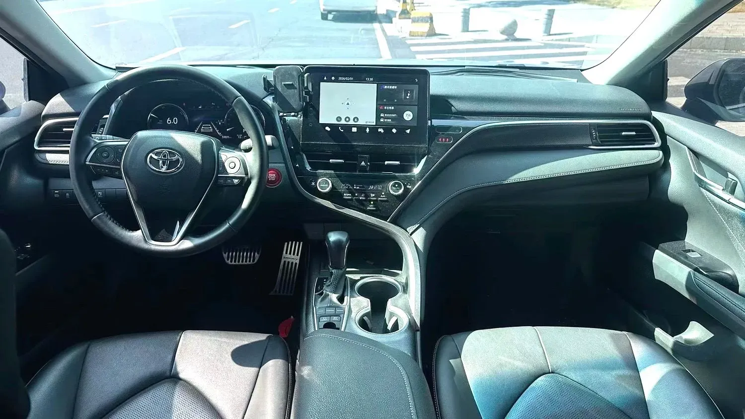 2023 Toyota Camry 2.5L 178HP L4 E-CVT Hybrid,autocango,china used car exporter,china ev exporter,chinese used car exporter,chinese used ev exporter