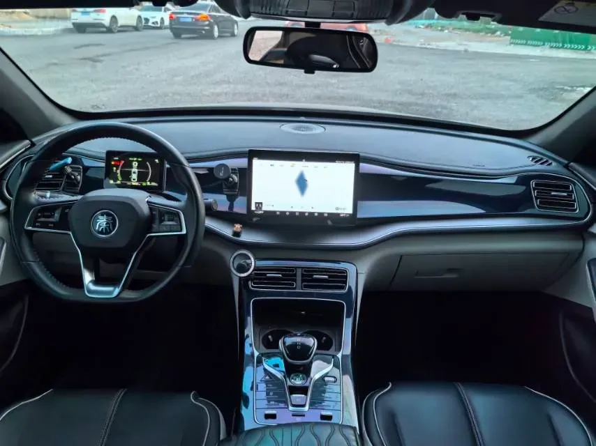 2021 Haval F7 1.5T 169HP L4 7DCT,autocango,china used car exporter,china ev exporter,chinese used car exporter,chinese used ev exporter