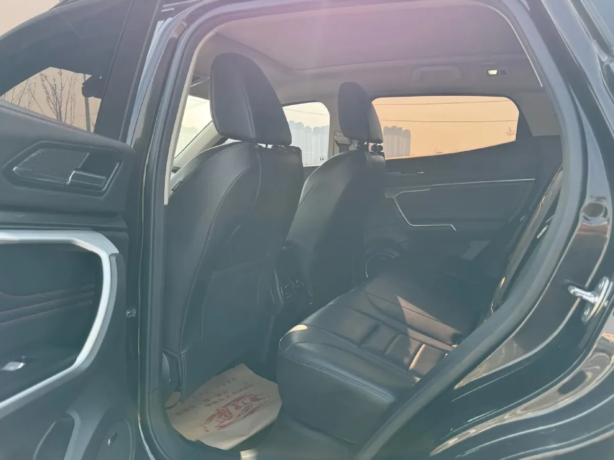 2019 WEY VV5 2.0T 224HP L4 7DCT,autocango,china used car exporter,china ev exporter,chinese used car exporter,chinese used ev exporter