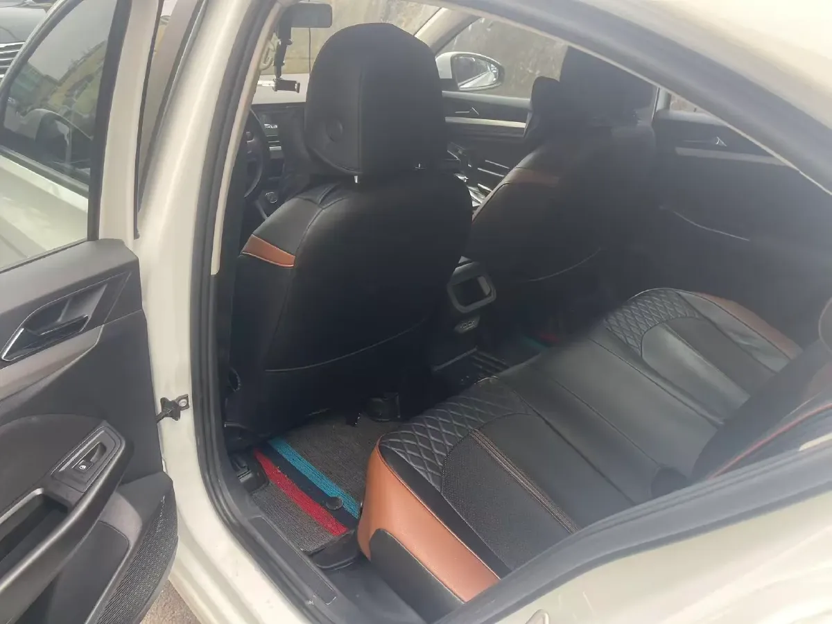 2020 Volkswagen Bora 1.5L 113HP L4 5MT,autocango,china used car exporter,china ev exporter,chinese used car exporter,chinese used ev exporter