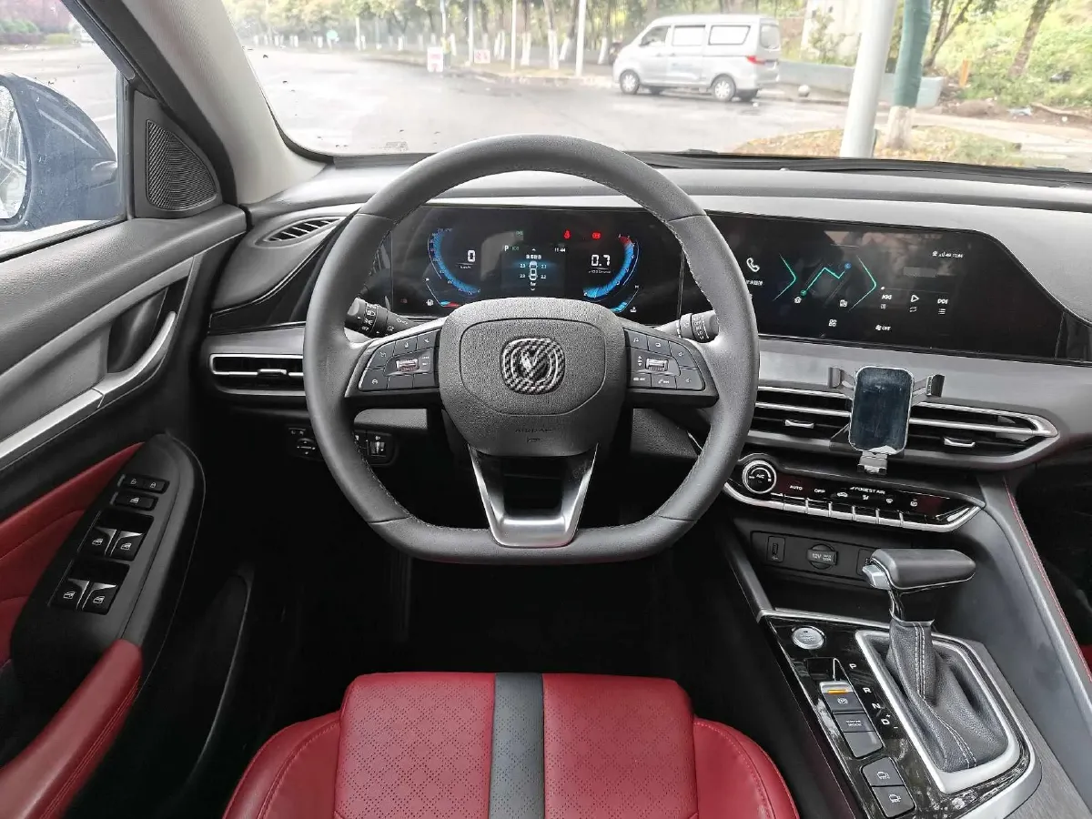 2021 ChangAn Eado 1.4T 160HP L4 7DCT,autocango,china used car exporter,china ev exporter,chinese used car exporter,chinese used ev exporter