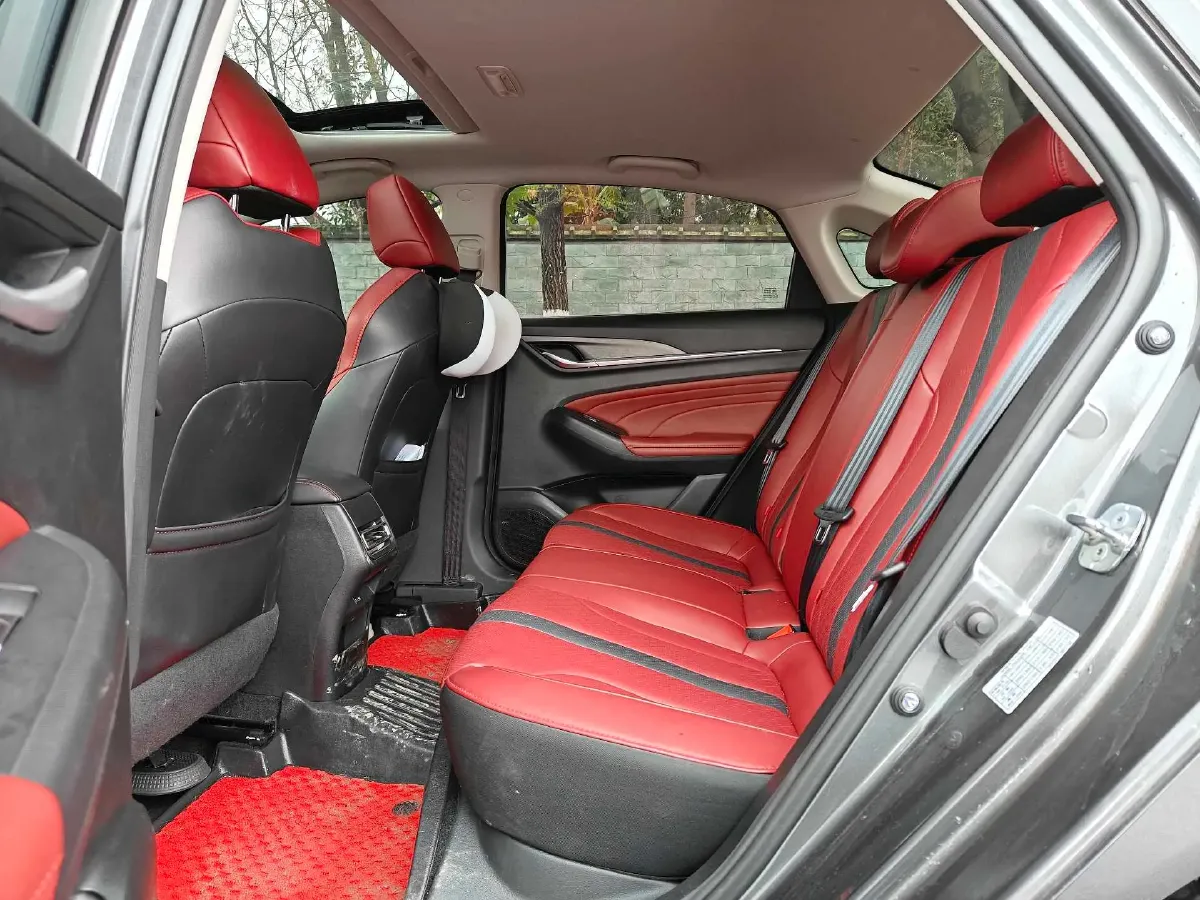 2021 ChangAn Eado 1.4T 160HP L4 7DCT,autocango,china used car exporter,china ev exporter,chinese used car exporter,chinese used ev exporter