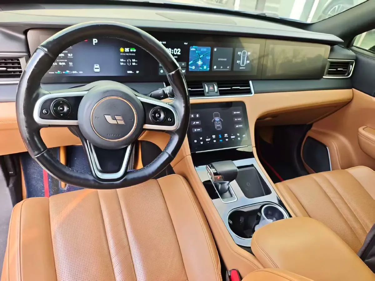 2020 Li ONE Range Extended 131HP REEV 40.5KWH,autocango,china used car exporter,china ev exporter,chinese used car exporter,chinese used ev exporter