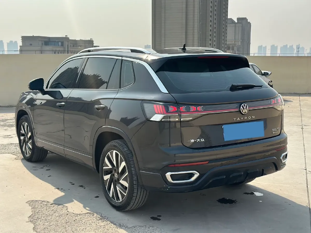 2024 Volkswagen Tayron 2.0T 220HP L4 7DCT,autocango,china used car exporter,china ev exporter,chinese used car exporter,chinese used ev exporter