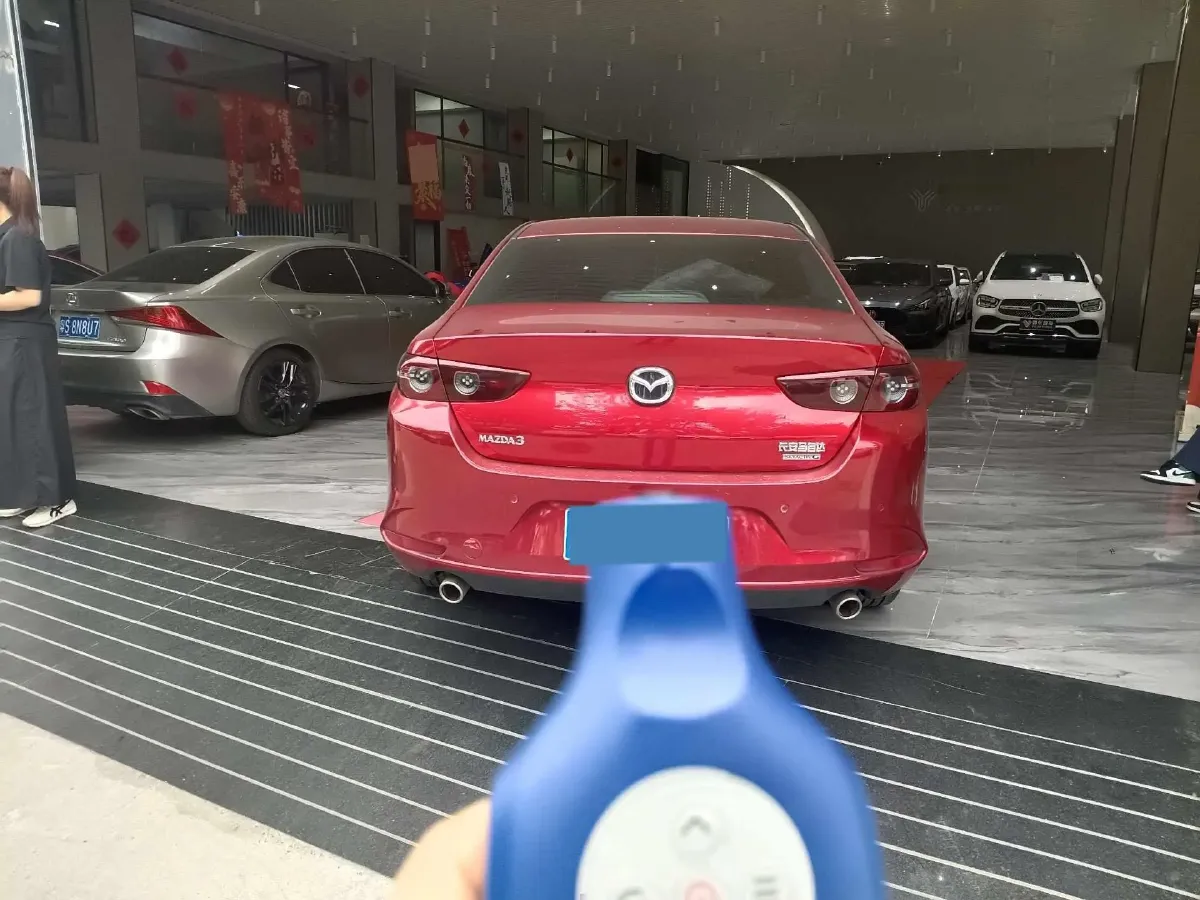 2021 Mazda 3 Axela 2.0L 158HP L4 6AT,autocango,china used car exporter,china ev exporter,chinese used car exporter,chinese used ev exporter