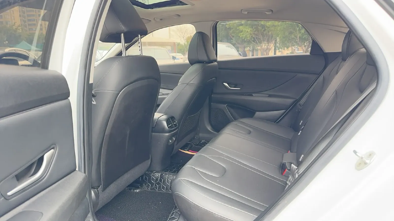 2021 Hyundai Elantra 1.5L 115HP L4 CVT,autocango,china used car exporter,china ev exporter,chinese used car exporter,chinese used ev exporter