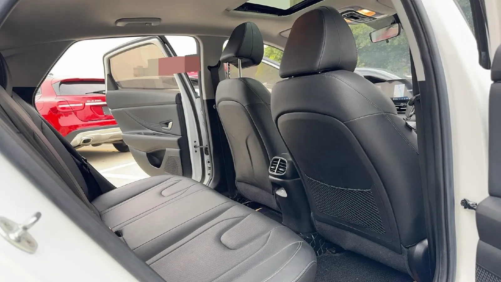 2021 Hyundai Elantra 1.5L 115HP L4 CVT,autocango,china used car exporter,china ev exporter,chinese used car exporter,chinese used ev exporter