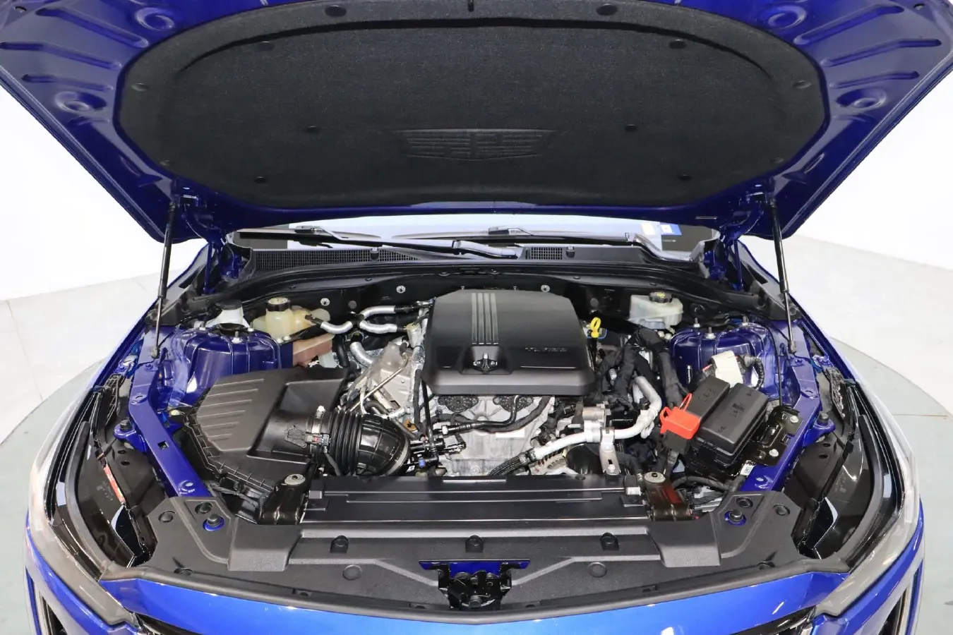 2020 Cadillac CT5 2.0T 241HP L4 10AT,autocango,china used car exporter,china ev exporter,chinese used car exporter,chinese used ev exporter