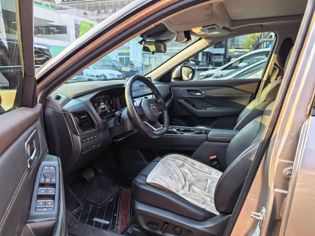 2023 Nissan X-Trail 1.5T 144HP L3 Hybrid,autocango,china used car exporter,china ev exporter,chinese used car exporter,chinese used ev exporter