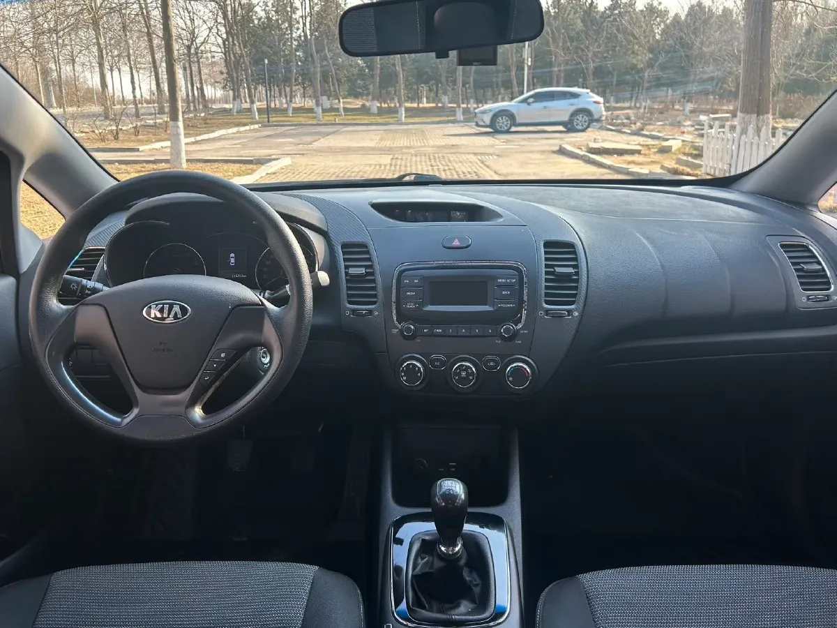 2016 Kia K3 1.6L 128HP L4 6MT,autocango,china used car exporter,china ev exporter,chinese used car exporter,chinese used ev exporter