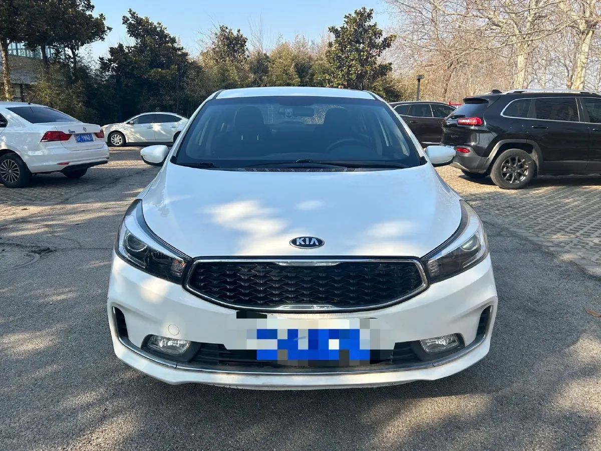 2016 Kia K3 1.6L 128HP L4 6MT,autocango,china used car exporter,china ev exporter,chinese used car exporter,chinese used ev exporter