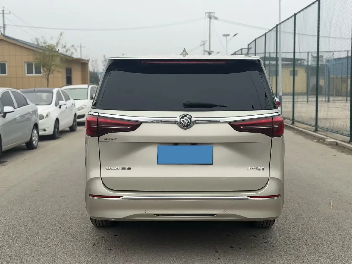 2020 Buick GL8 2.0T 237HP L4 9AT,autocango,china used car exporter,china ev exporter,chinese used car exporter,chinese used ev exporter