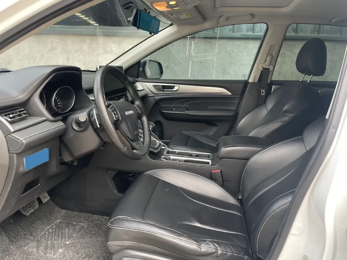 2021 Haval M6 1.5T 150HP L4 7DCT,autocango,china used car exporter,china ev exporter,chinese used car exporter,chinese used ev exporter