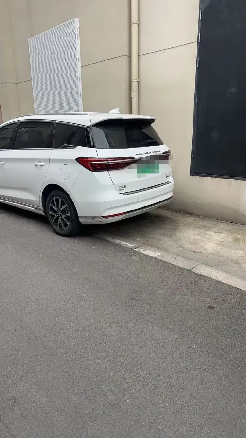2022 Exceed LXC-DM 1.5T 156HP L4 3DHT PHEV 19.27KWH,autocango,china used car exporter,china ev exporter,chinese used car exporter,chinese used ev exporter