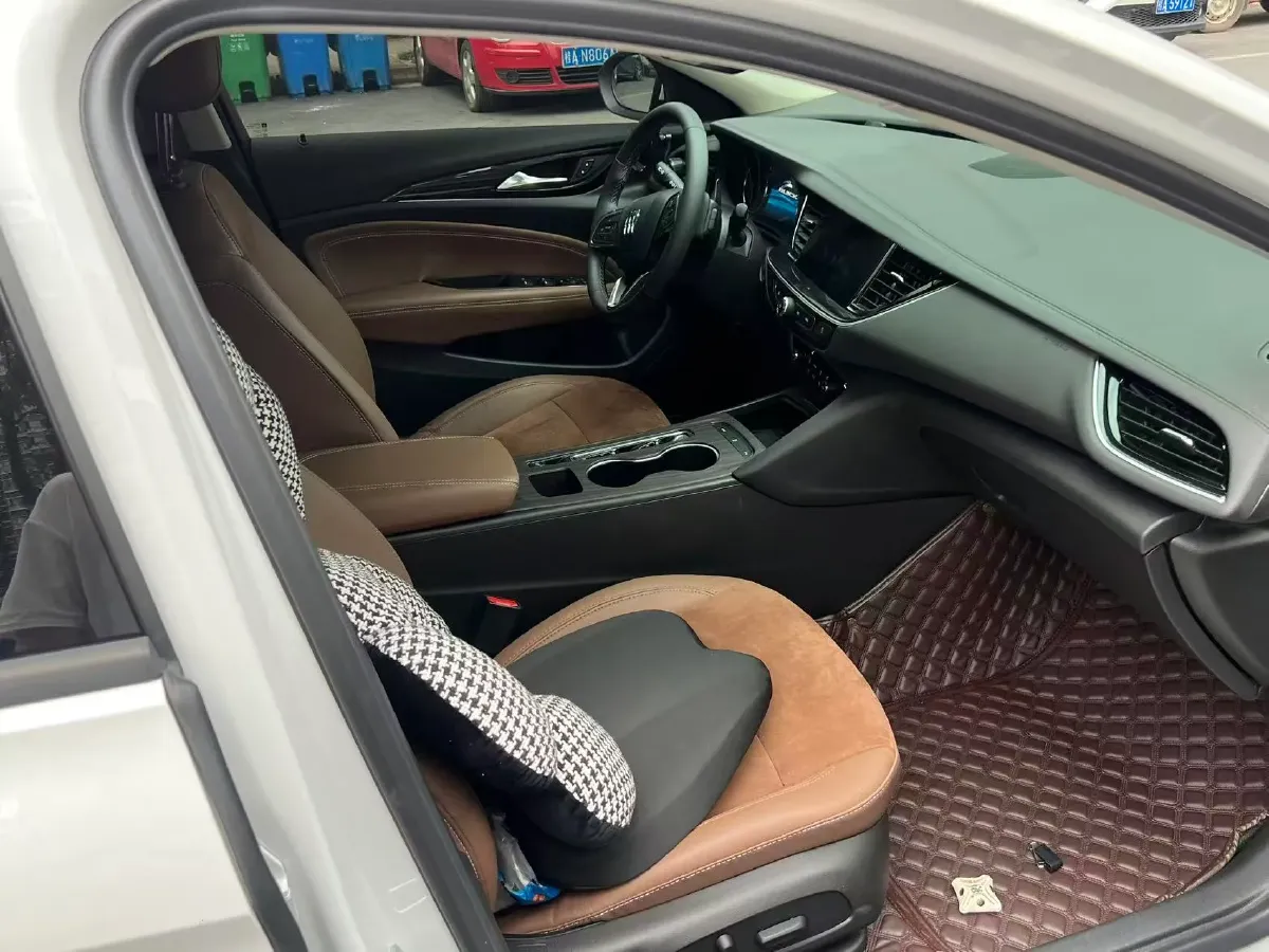 2024 Buick Regal 2.0T 237HP L4 9AT,autocango,china used car exporter,china ev exporter,chinese used car exporter,chinese used ev exporter