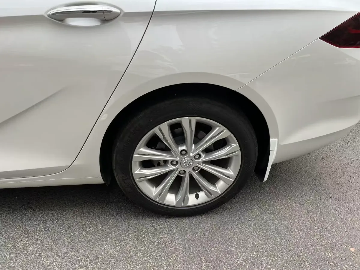 2024 Buick Regal 2.0T 237HP L4 9AT,autocango,china used car exporter,china ev exporter,chinese used car exporter,chinese used ev exporter