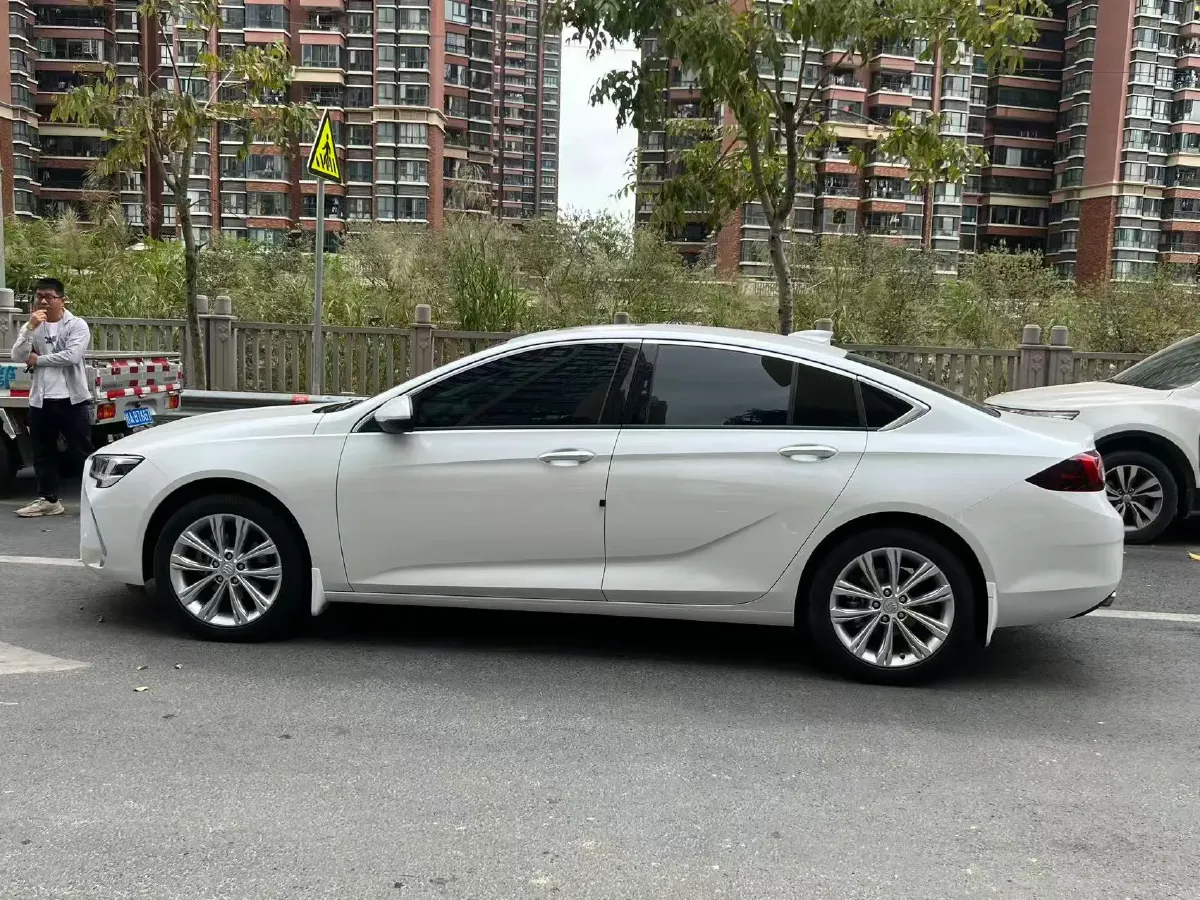 2024 Buick Regal 2.0T 237HP L4 9AT,autocango,china used car exporter,china ev exporter,chinese used car exporter,chinese used ev exporter