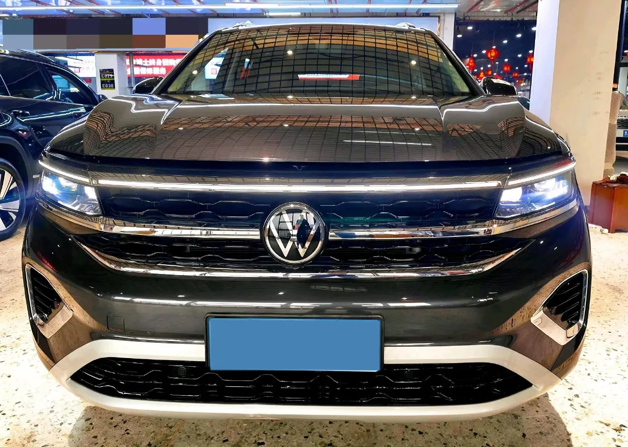 2022 Volkswagen Talagon 2.0T 220HP L4 7DCT,autocango,china used car exporter,china ev exporter,chinese used car exporter,chinese used ev exporter